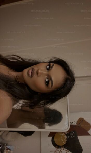 Hashini guruge leaked private photo uncensored HD quality