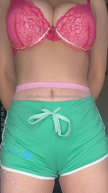 Hotmomjane leaked private photo uncensored HD quality