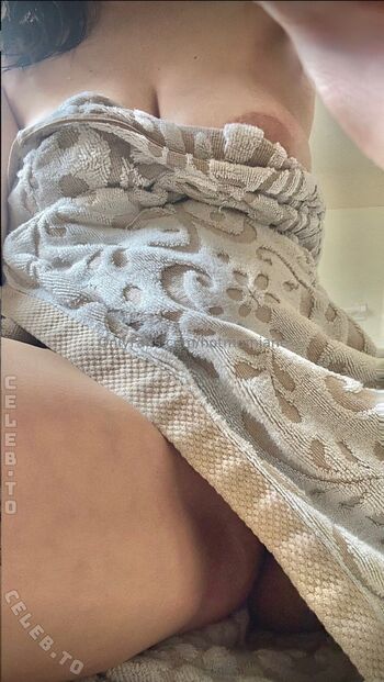 Hotmomjane leaked private photo uncensored HD quality