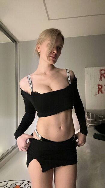 I am doshik page leaked private photo uncensored HD quality