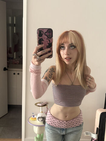 Iluvmeww page leaked private photo uncensored HD quality