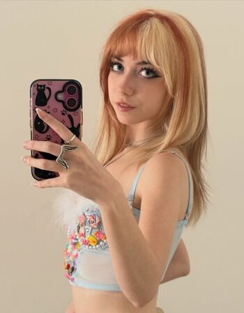 Iluvmeww page leaked private photo uncensored HD quality