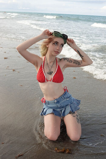 Iluvmeww page leaked private photo uncensored HD quality