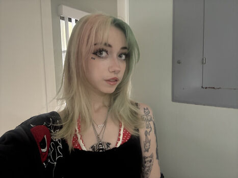 Iluvmeww page leaked private photo uncensored HD quality
