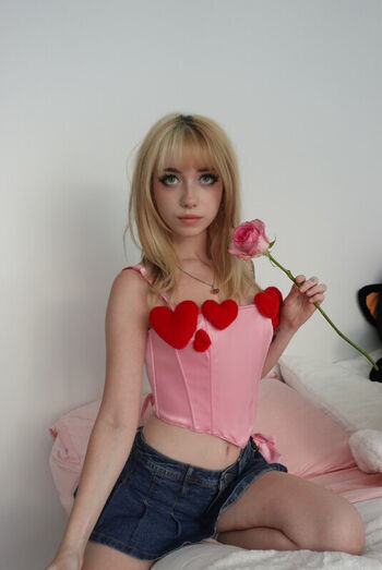 Iluvmeww page leaked private photo uncensored HD quality