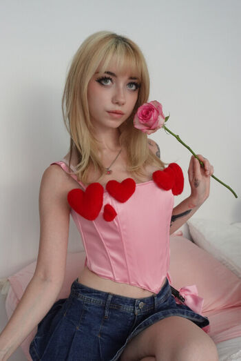 Iluvmeww page leaked private photo uncensored HD quality