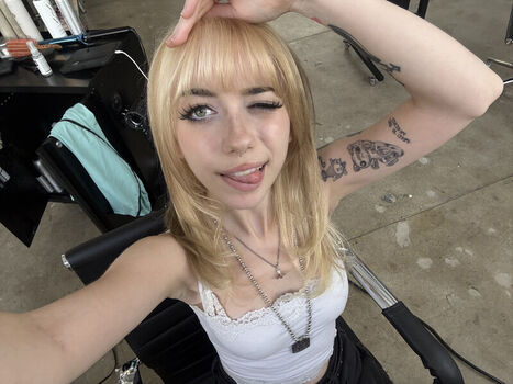 Iluvmeww page leaked private photo uncensored HD quality
