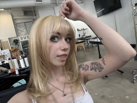 Iluvmeww page leaked private photo uncensored HD quality