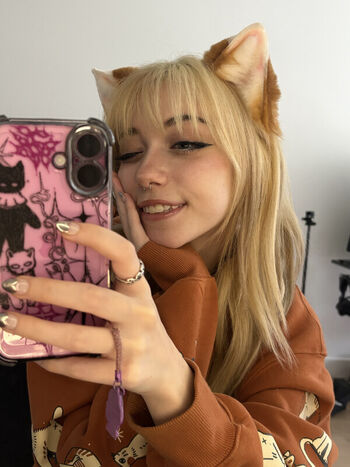 Iluvmeww page leaked private photo uncensored HD quality