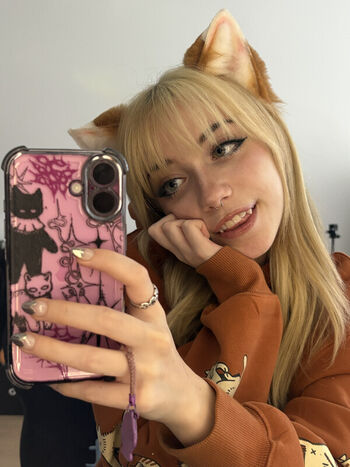 Iluvmeww page leaked private photo uncensored HD quality
