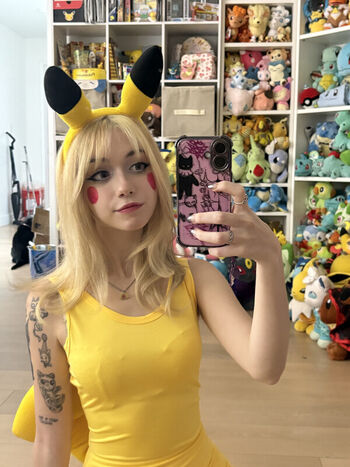 Iluvmeww page leaked private photo uncensored HD quality