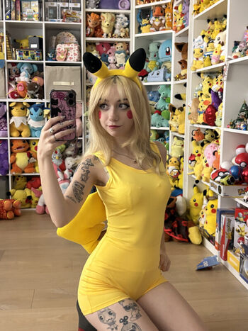 Iluvmeww page leaked private photo uncensored HD quality