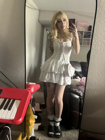 Iluvmeww page leaked private photo uncensored HD quality