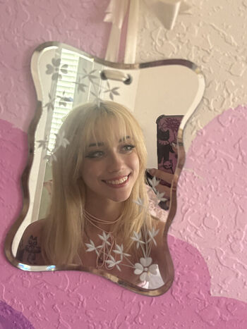 Iluvmeww page leaked private photo uncensored HD quality