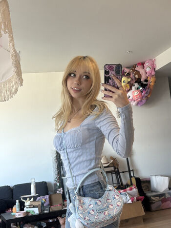 Iluvmeww page leaked private photo uncensored HD quality