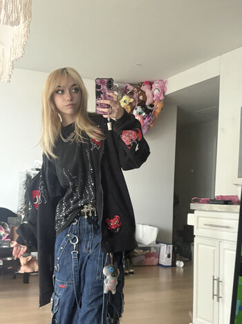 Iluvmeww page leaked private photo uncensored HD quality