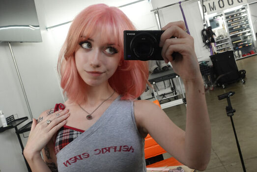 Iluvmeww page leaked private photo uncensored HD quality