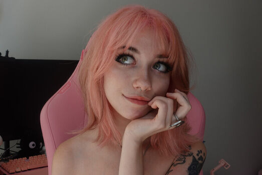 Iluvmeww page leaked private photo uncensored HD quality