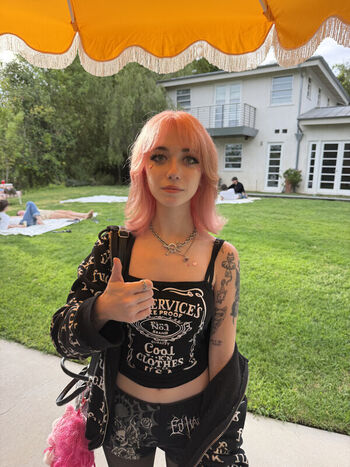 Iluvmeww page leaked private photo uncensored HD quality