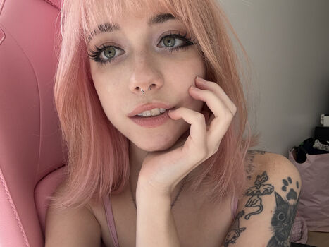 Iluvmeww page leaked private photo uncensored HD quality