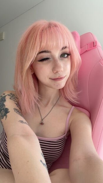Iluvmeww page leaked private photo uncensored HD quality