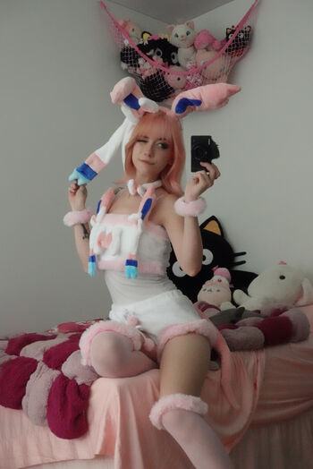 Iluvmeww page leaked private photo uncensored HD quality