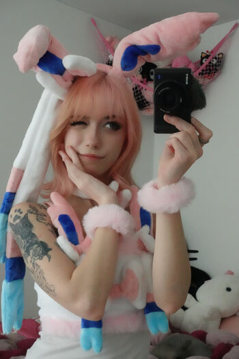 Iluvmeww page leaked private photo uncensored HD quality