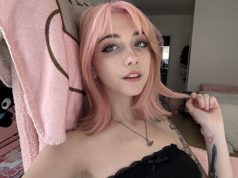 Iluvmeww page leaked private photo uncensored HD quality