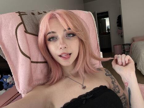 Iluvmeww page leaked private photo uncensored HD quality