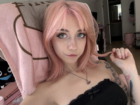 Iluvmeww page leaked private photo uncensored HD quality