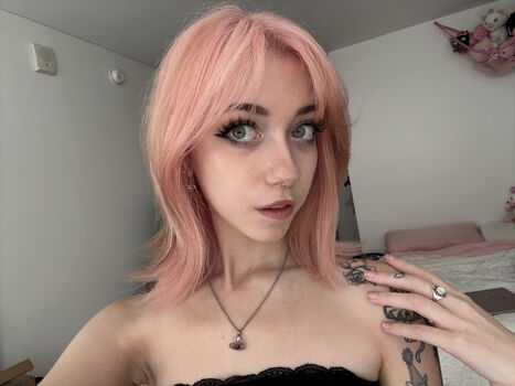 Iluvmeww page leaked private photo uncensored HD quality