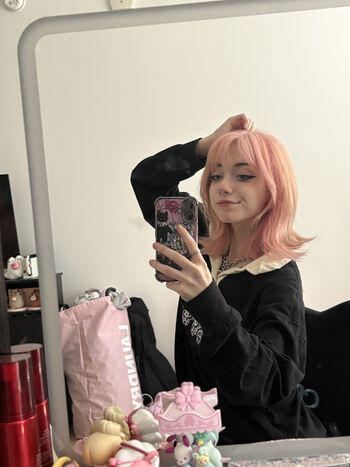 Iluvmeww page leaked private photo uncensored HD quality