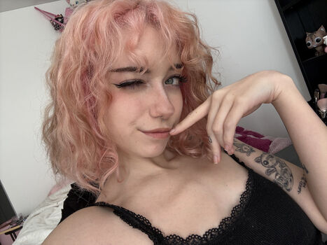 Iluvmeww page leaked private photo uncensored HD quality