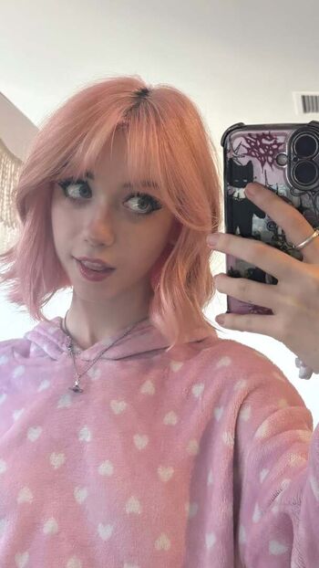 Iluvmeww page leaked private photo uncensored HD quality