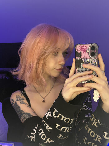 Iluvmeww page leaked private photo uncensored HD quality