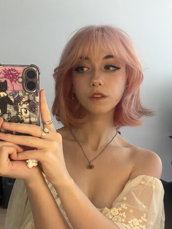 Iluvmeww leaked private photo uncensored HD quality