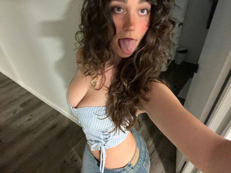 Imsiiimone leaked private photo uncensored HD quality