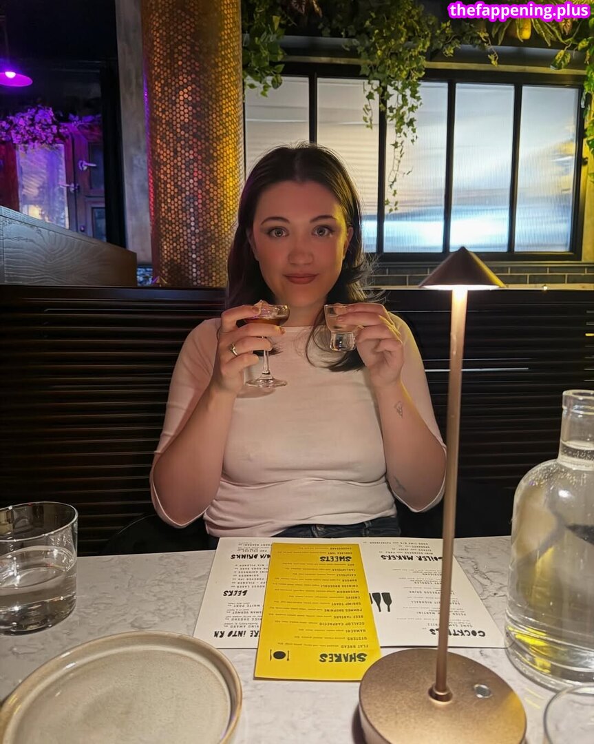 Holythighness leaked private photo uncensored HD quality