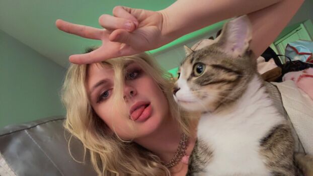 Issbrokie leaked private photo uncensored HD quality