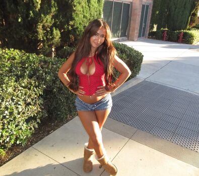Ivanlunaaaa leaked private photo uncensored HD quality