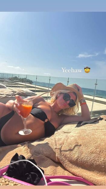 Izzytaffs page leaked private photo uncensored HD quality
