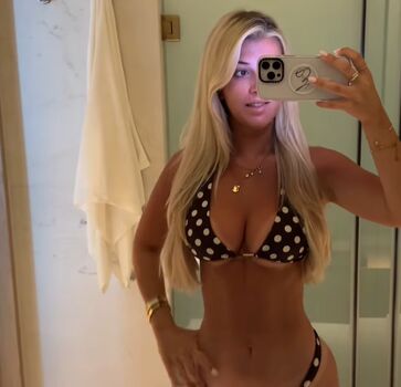 Izzytaffs leaked private photo uncensored HD quality