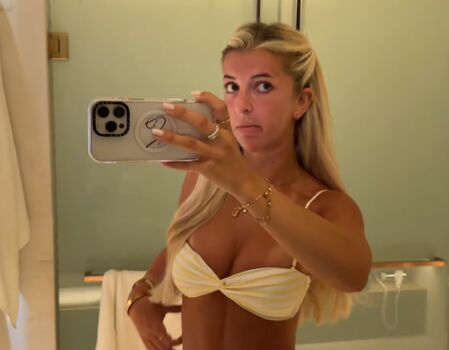 Izzytaffs leaked private photo uncensored HD quality