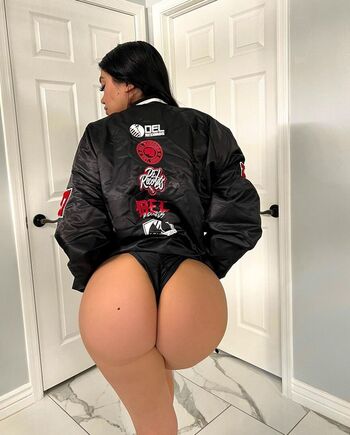 Jailyne ojeda  page leaked private photo uncensored HD quality