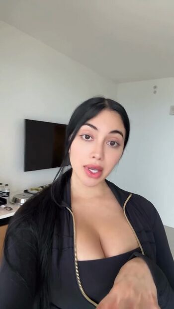 Jailyne ojeda  page leaked private photo uncensored HD quality