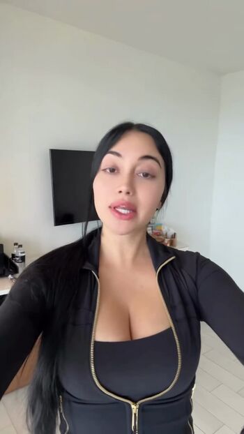 Jailyne ojeda  page leaked private photo uncensored HD quality