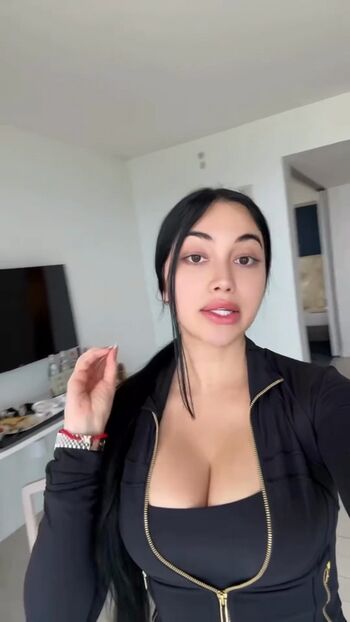 Jailyne ojeda  page leaked private photo uncensored HD quality