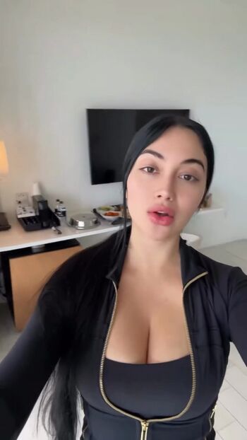 Jailyne ojeda  page leaked private photo uncensored HD quality