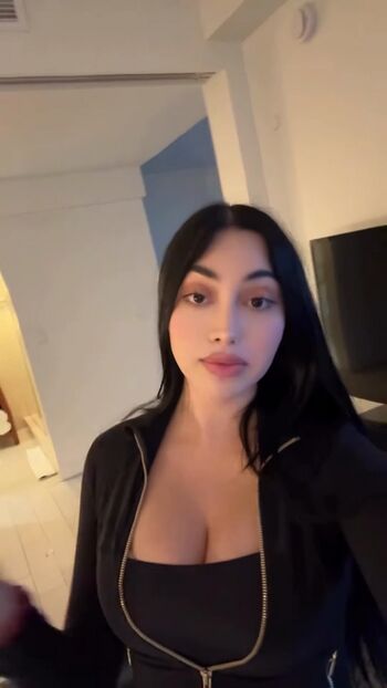 Jailyne ojeda  page leaked private photo uncensored HD quality