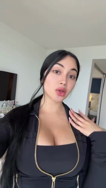 Jailyne ojeda  page leaked private photo uncensored HD quality